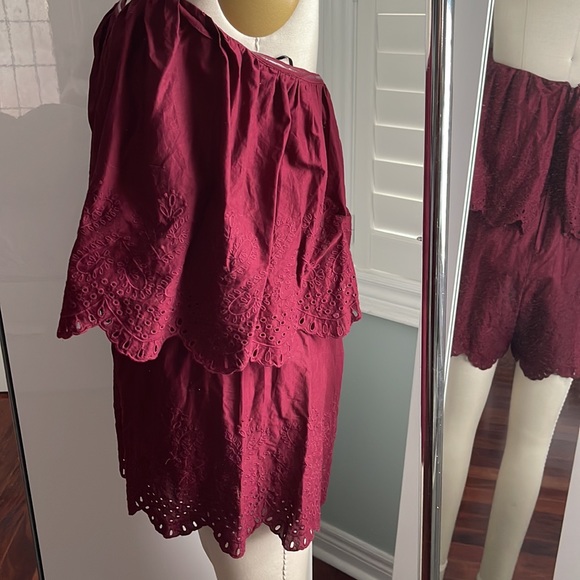 H&M Burgundy Strapless Scallop Embroidered Romper Size 12 - Picture 6 of 12